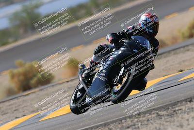 media/Oct-08-2022-SoCal Trackdays (Sat) [[1fc3beec89]]/Turn 14 (1050am)/